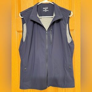 RHONE Navy 4 way Stretch Anti Odor Mesh Lining Vest Size Medium
